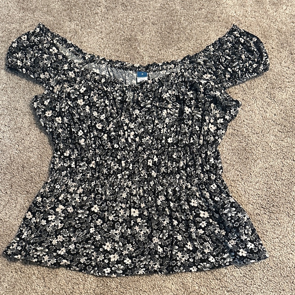 Old Navy Black and White Floral Blouse